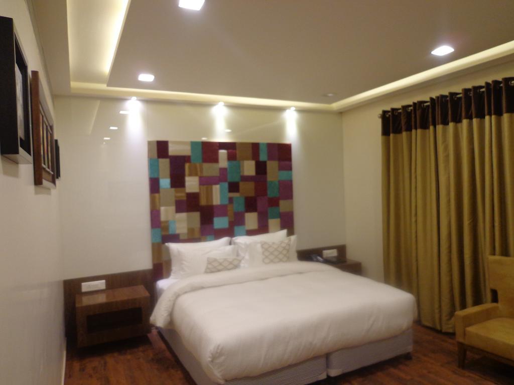 Hotel Taj Princess - Boutique Hotel Delhi  Esterno foto